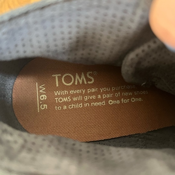 TOMS Lunata Grey Suede Lunata Booties - Picture 7 of 12
